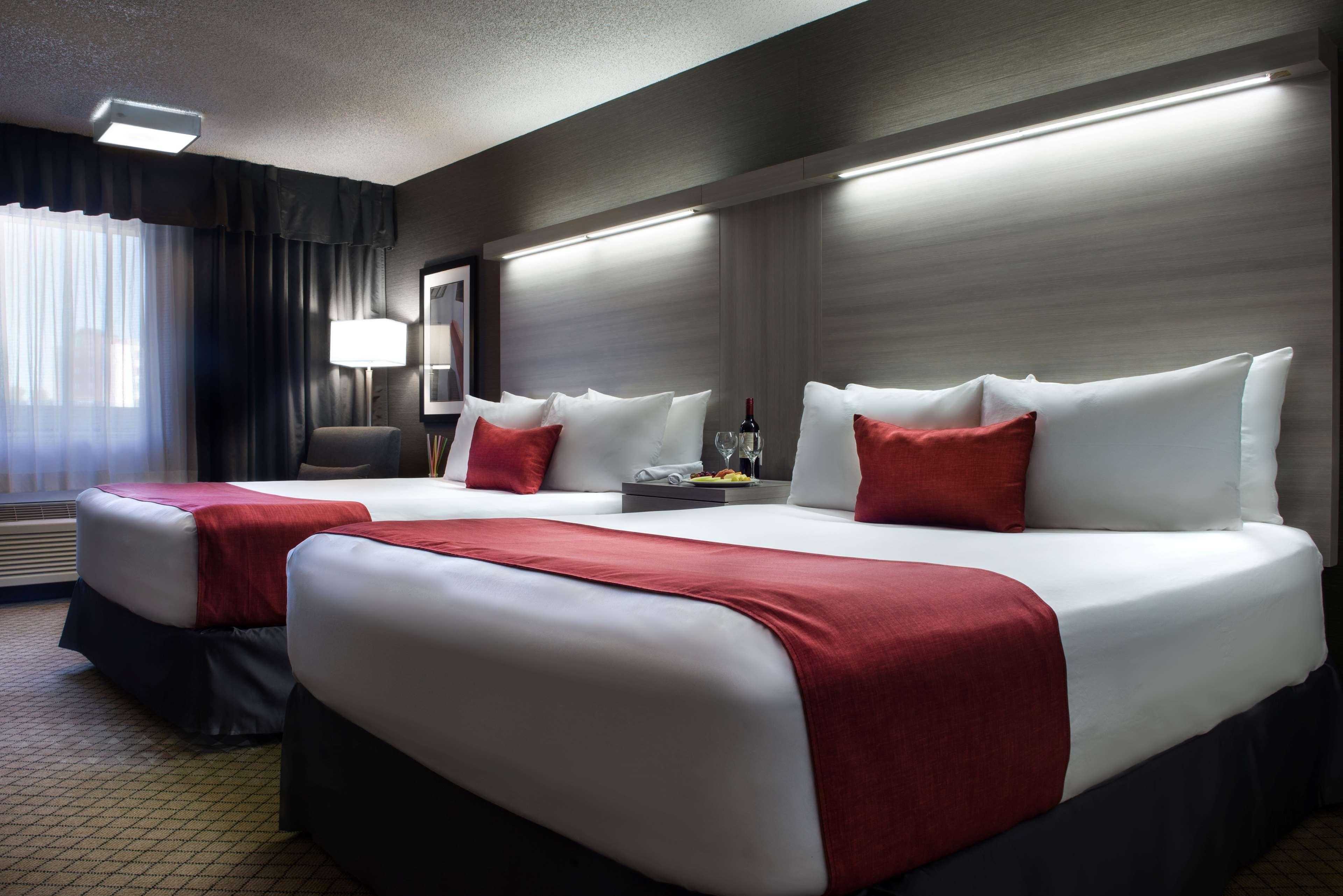 Western Village Park 4*