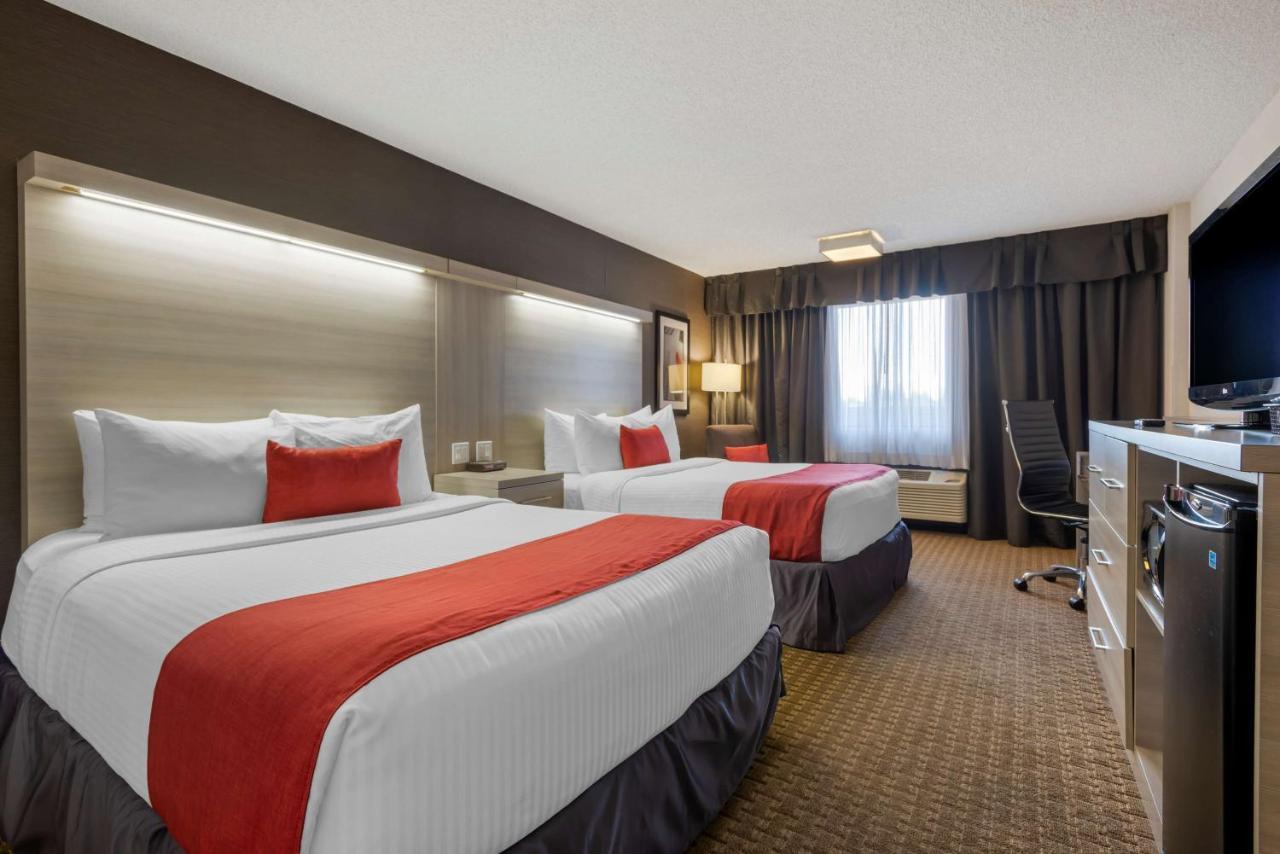 Western Village Park Hotel 4*