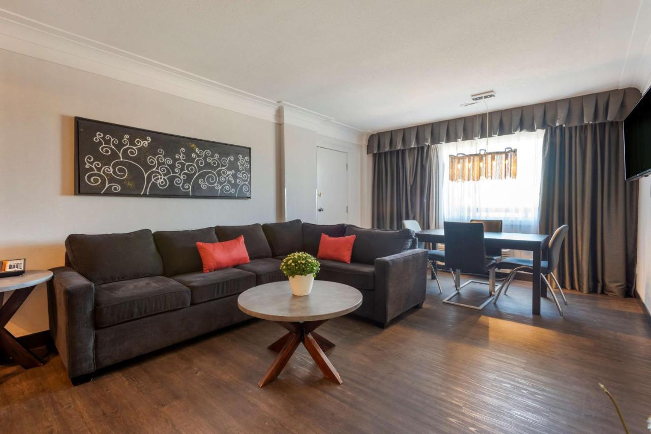 Hotel Western Village Park 4*