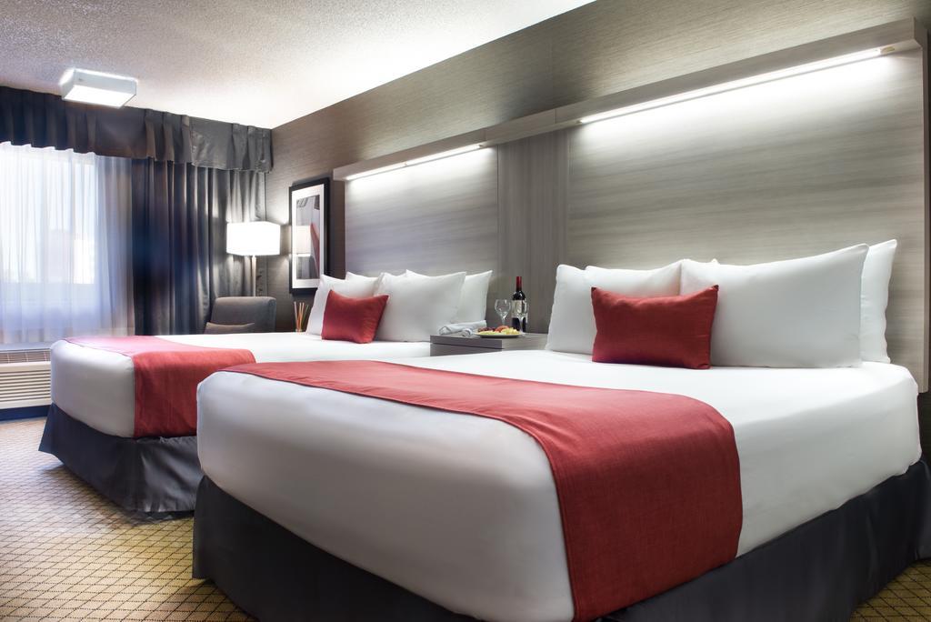 Western Village Park Hotel 4*
